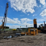 Aanvoer en opbouw BodemBouw machine en materieel